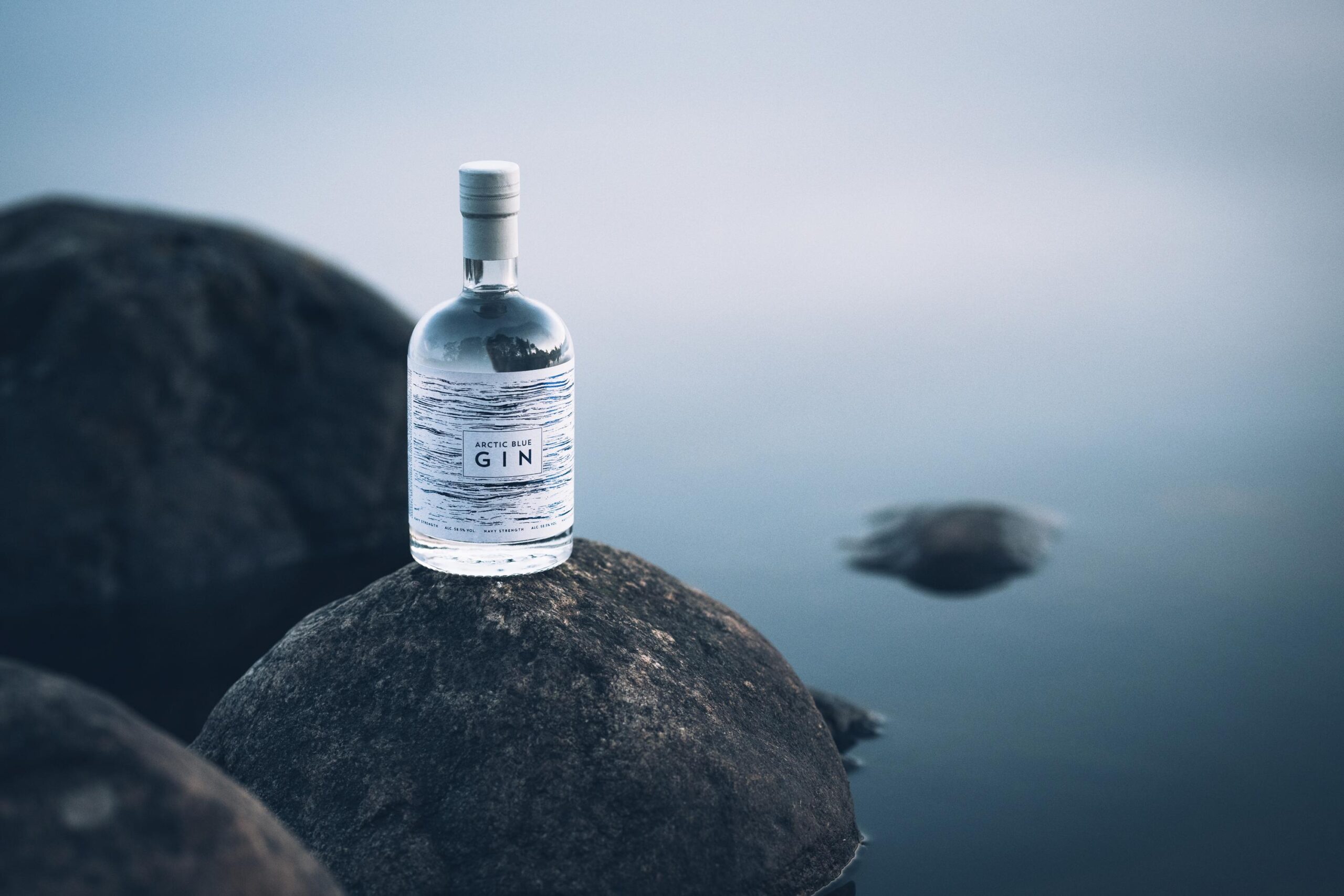 Arctic Blue Beverages gin Navy