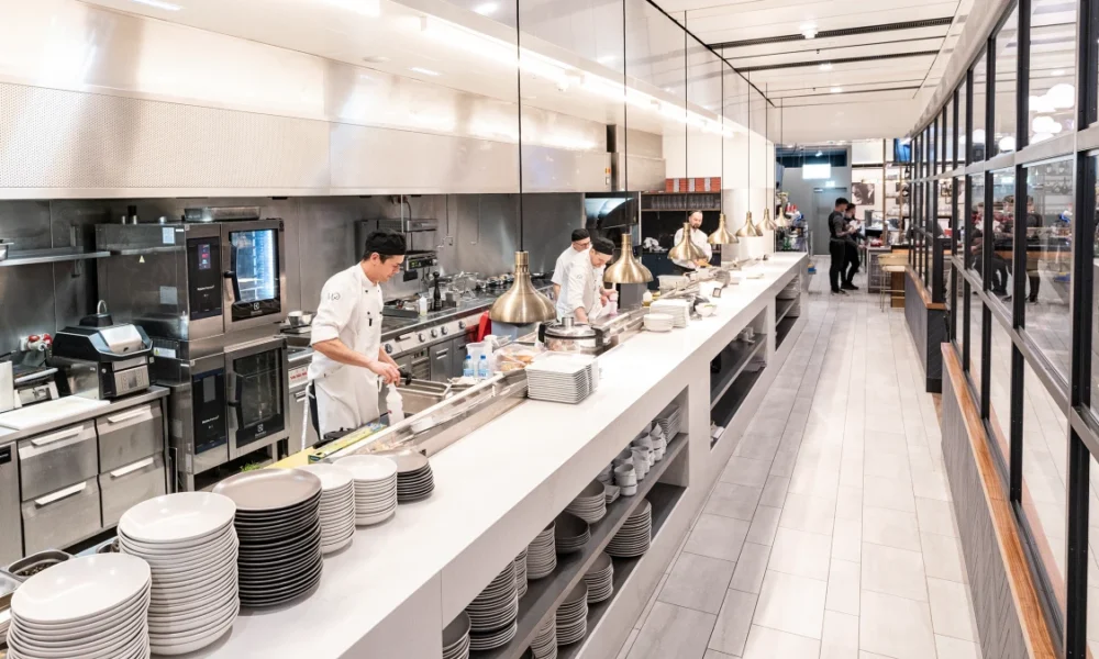 Restaurangkök med utrustning från Electrolux Professional