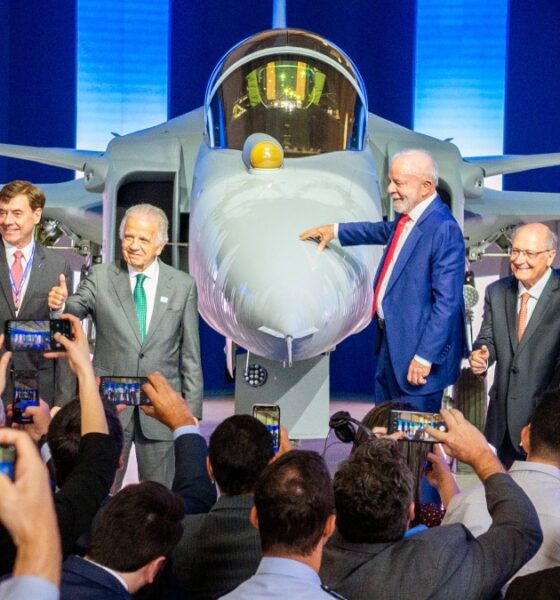 Första Saab Gripen E som producerats i Brasilien