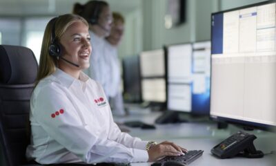 Securitas-operatör framför skärm